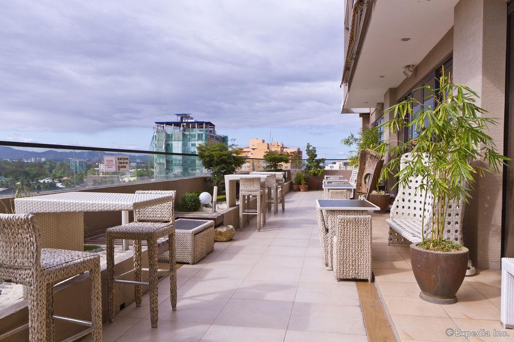 Castle Peak Hotel Cebu Eksteriør billede