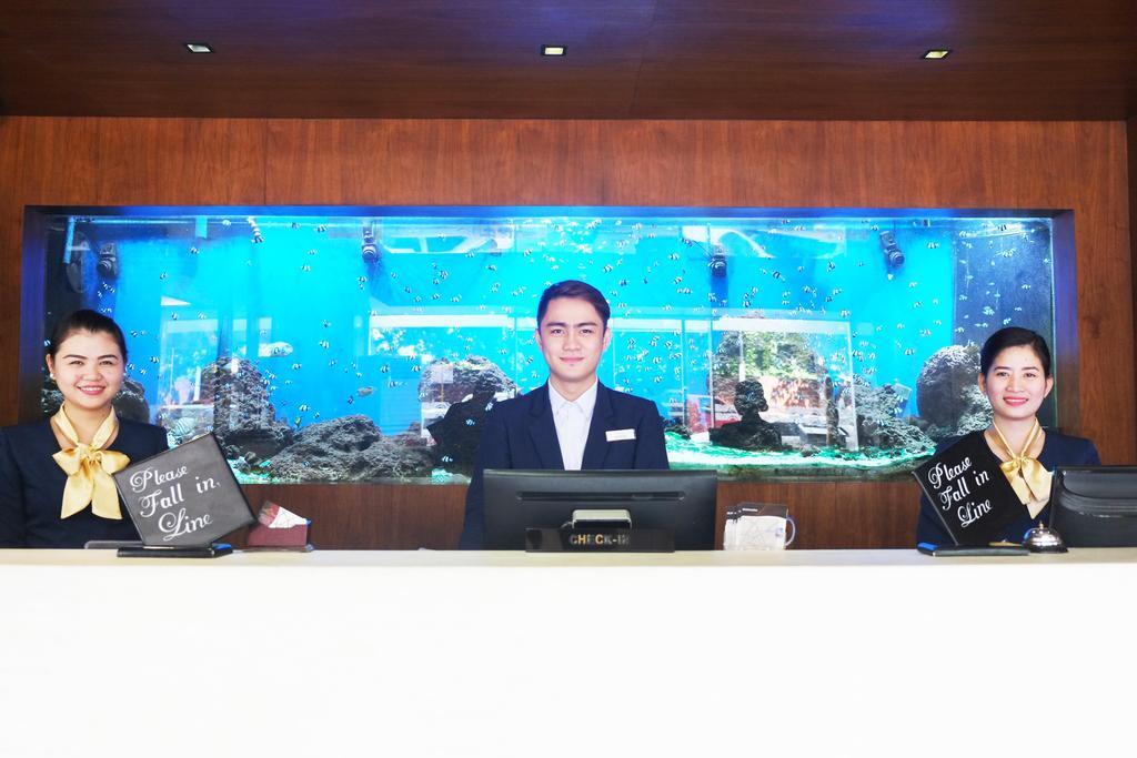 Castle Peak Hotel Cebu Eksteriør billede