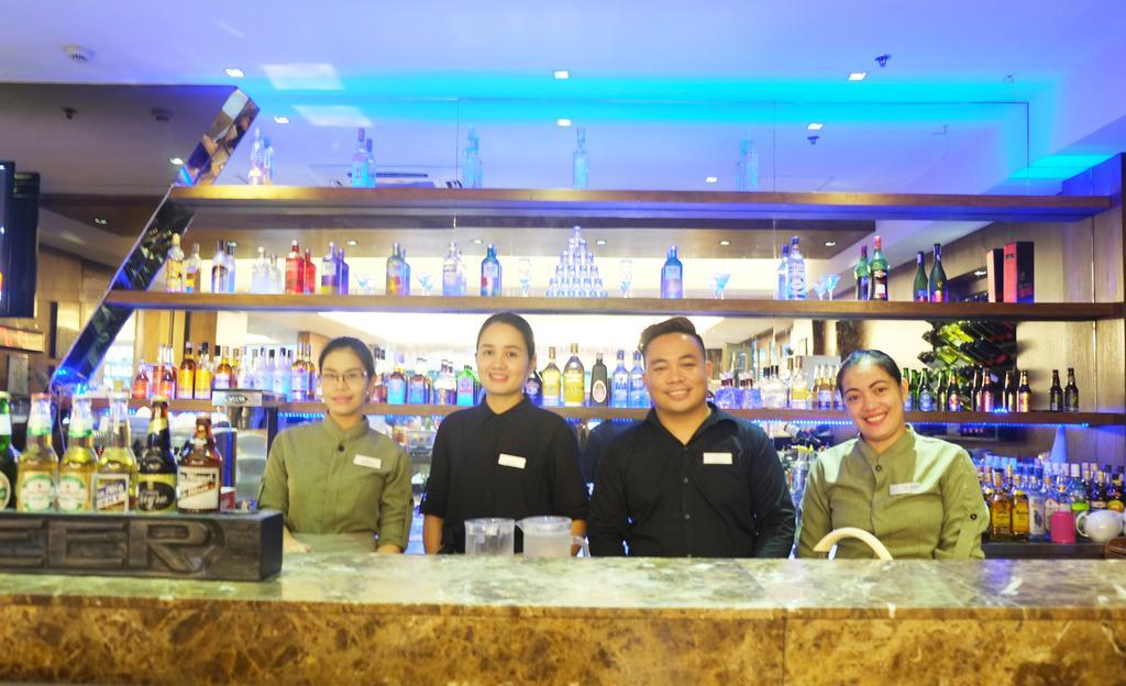 Castle Peak Hotel Cebu Eksteriør billede